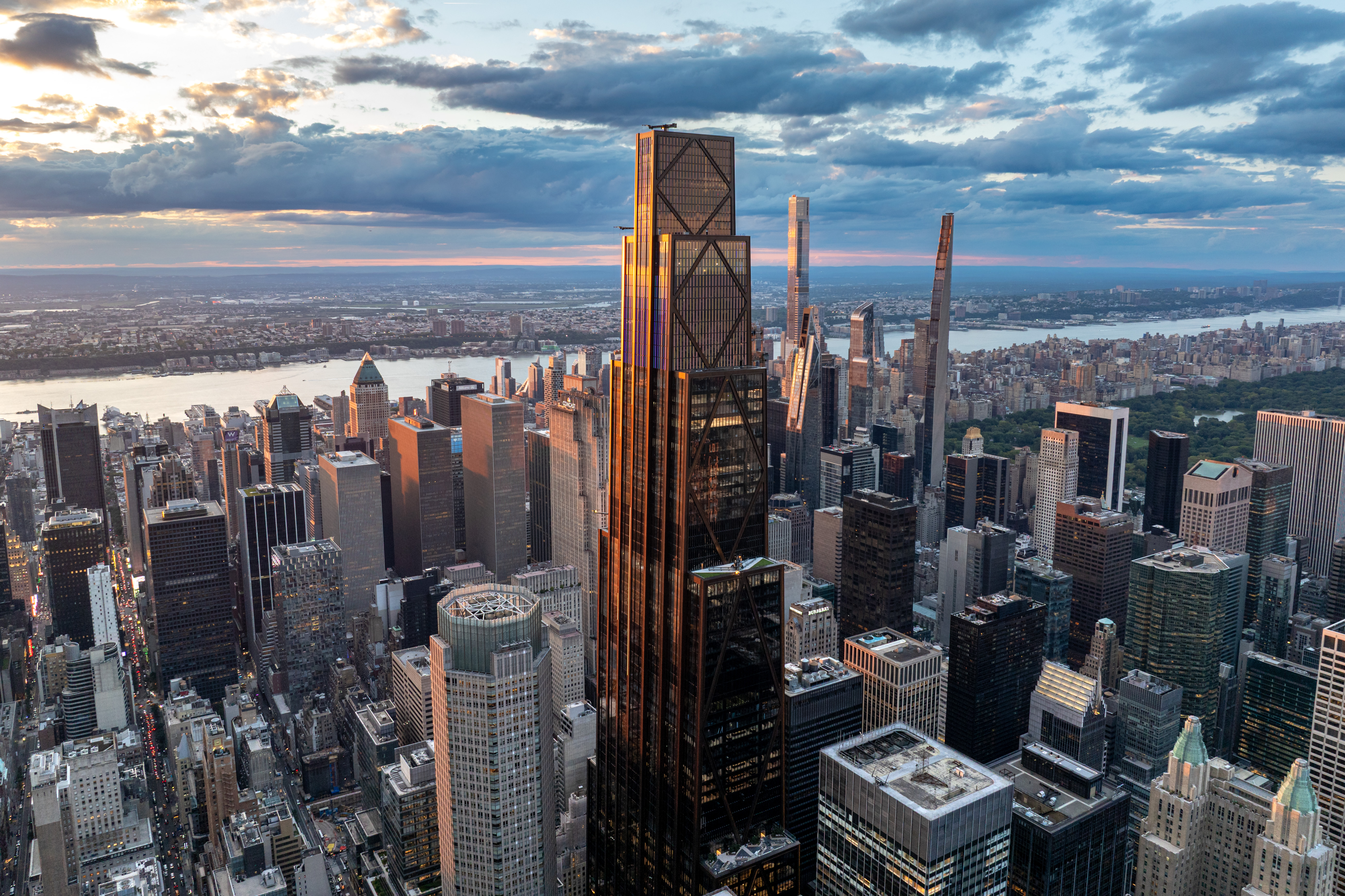 Gallery skyline composition